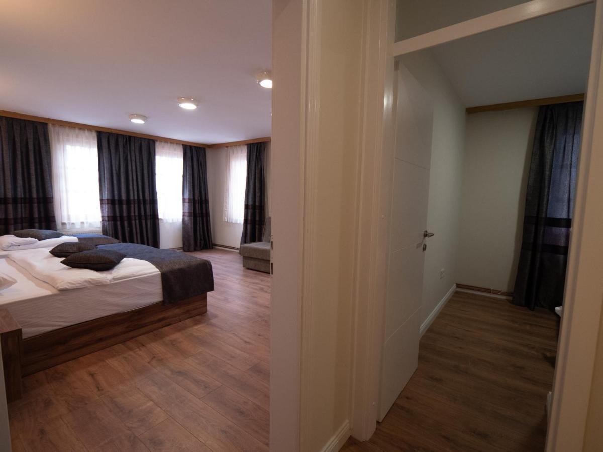 Amber Hotel Sarajevo Buitenkant foto